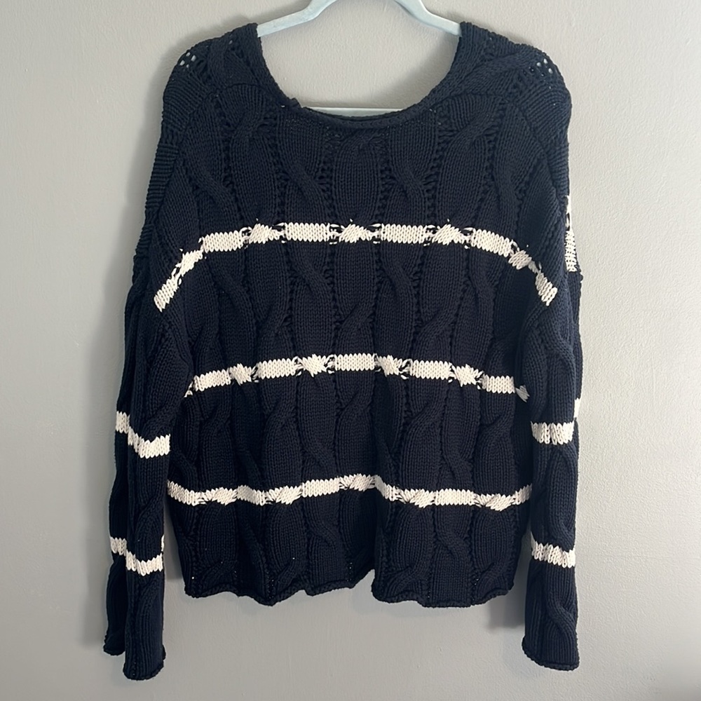 Sweater - Picture 3 of 4